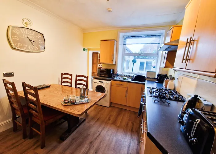 Hartwood - 33 Longwestgate