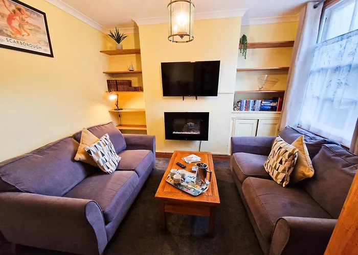 Hartwood - 33 Longwestgate *