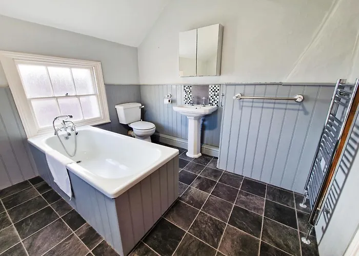 Hartwood - 33 Longwestgate *